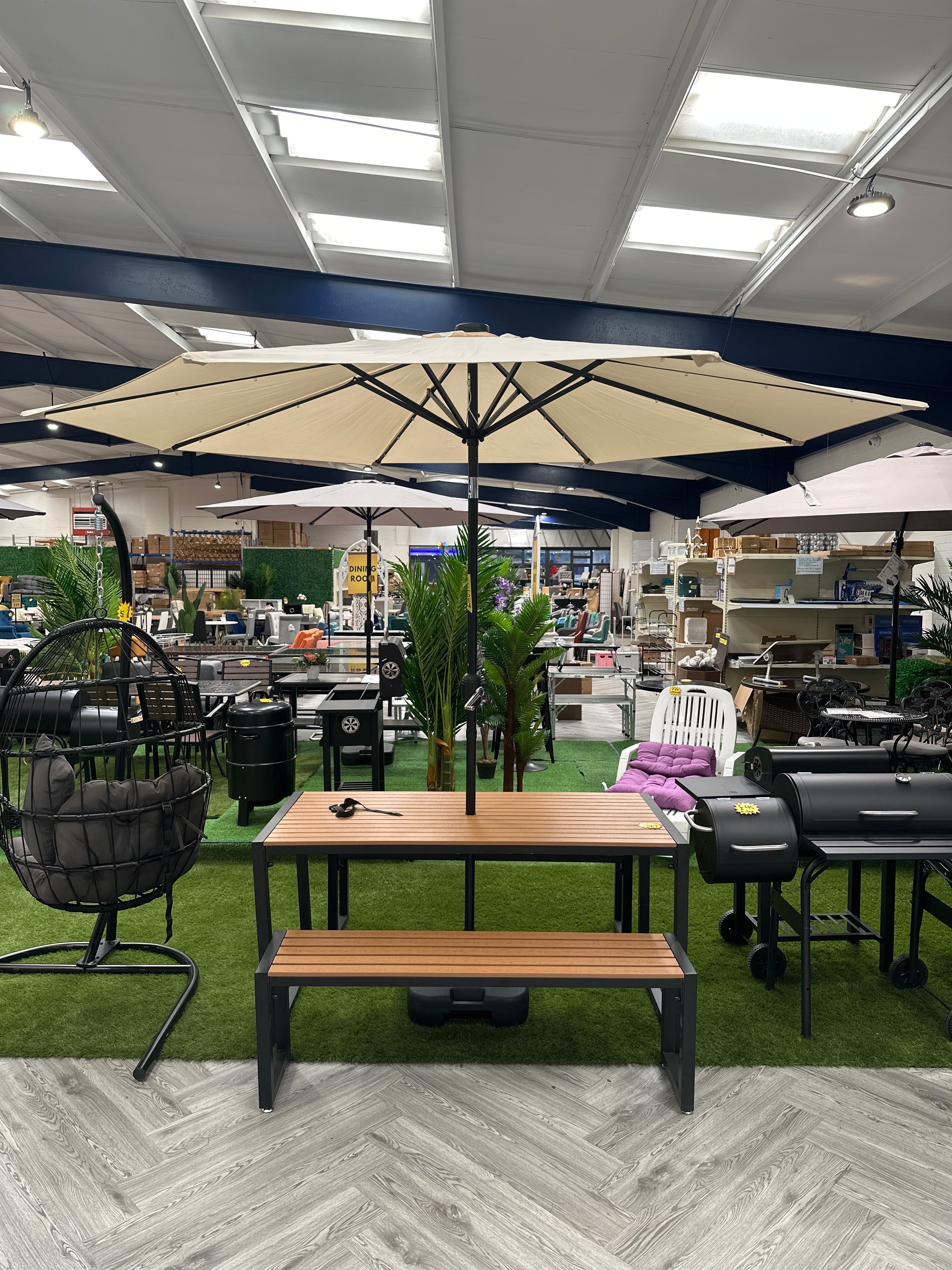 3M x 2.4M Sunshade Parasol Outdoor Garden Umbrella with Solar LED Lights