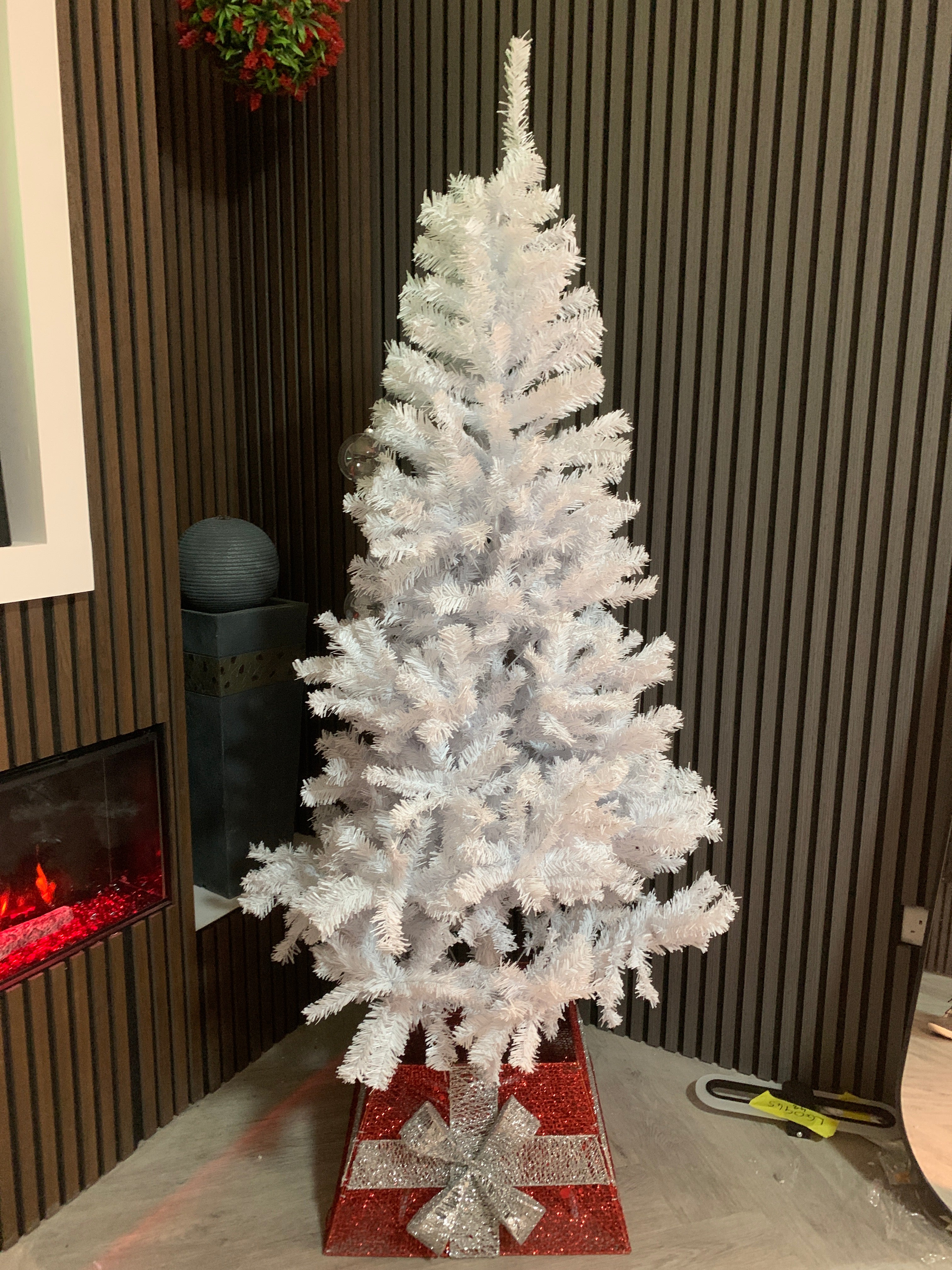 180cm H Snow Flocked Christmas Tree with Foldable Metal Stand White
