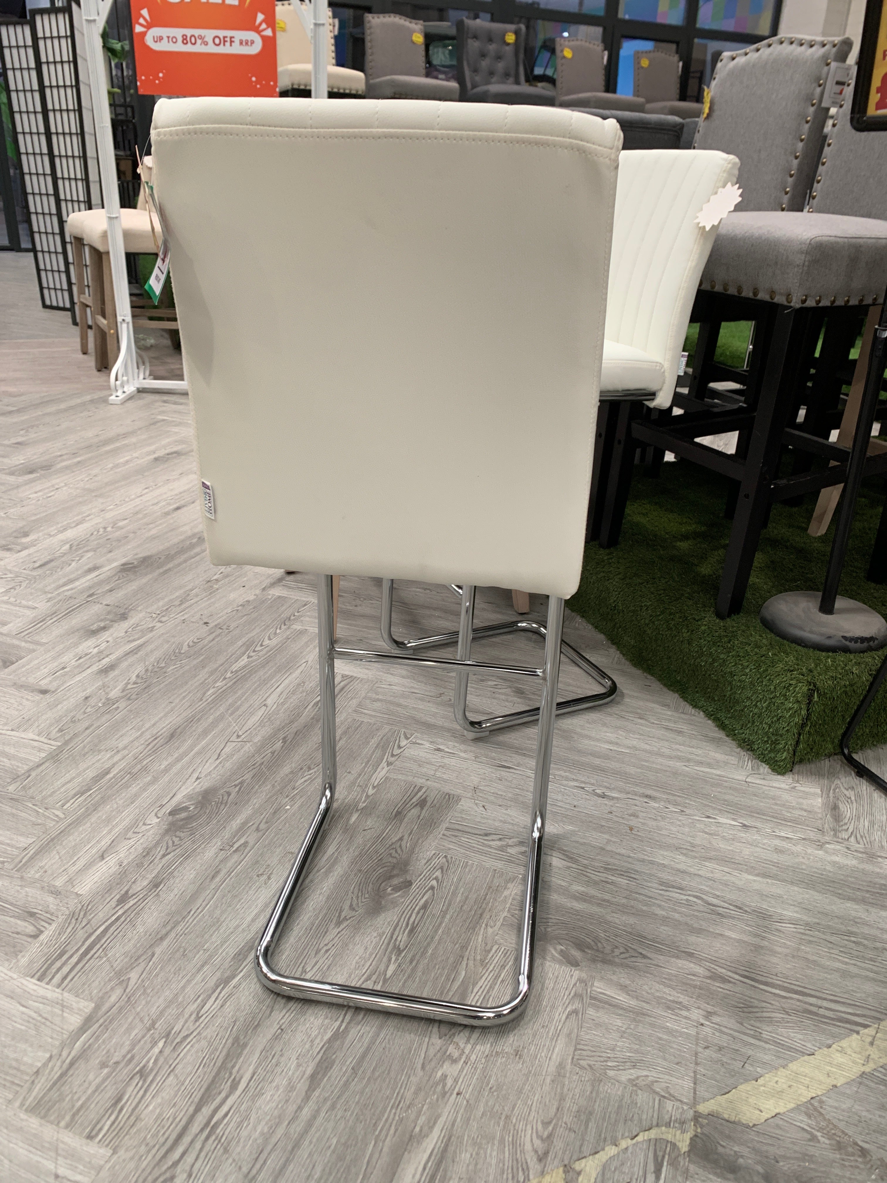 PU Leather Bar Stool with Chrome Base White 1PC
