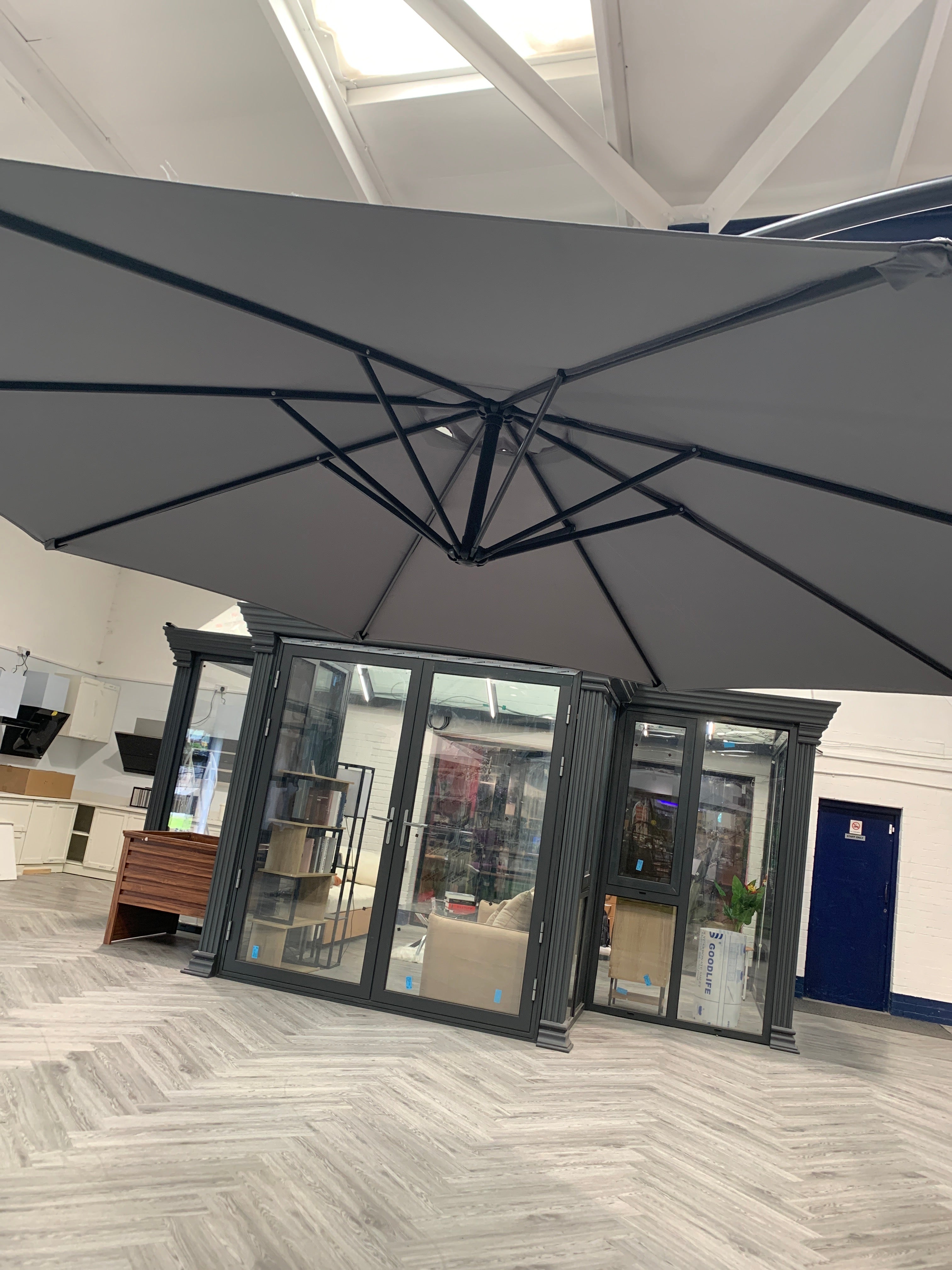 3M Large Banana Cantilever Patio Parasol for Outdoor Sunshade and Rain