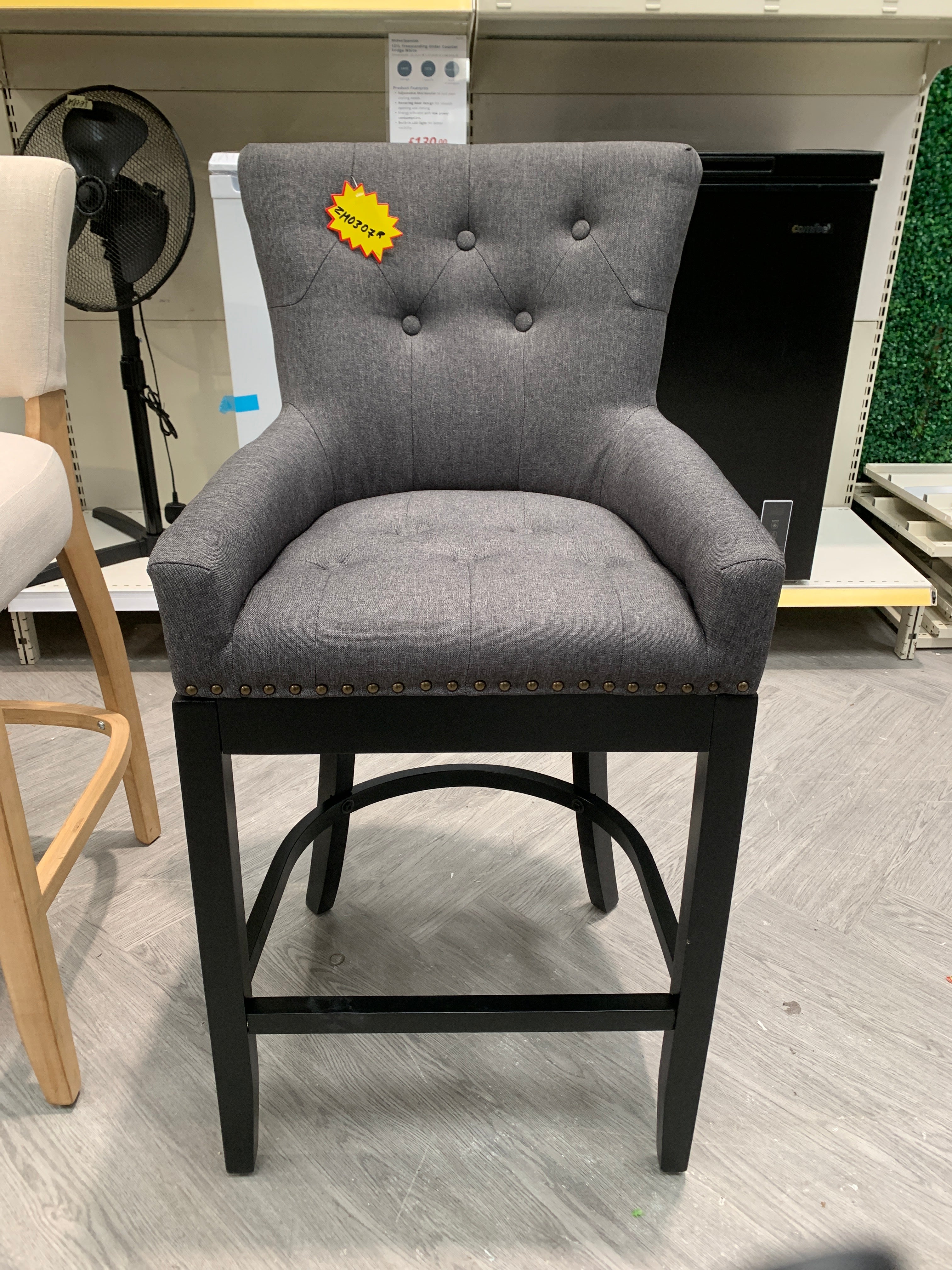 Dark Grey Linen Fabric Tufted Fabric Bar Stool