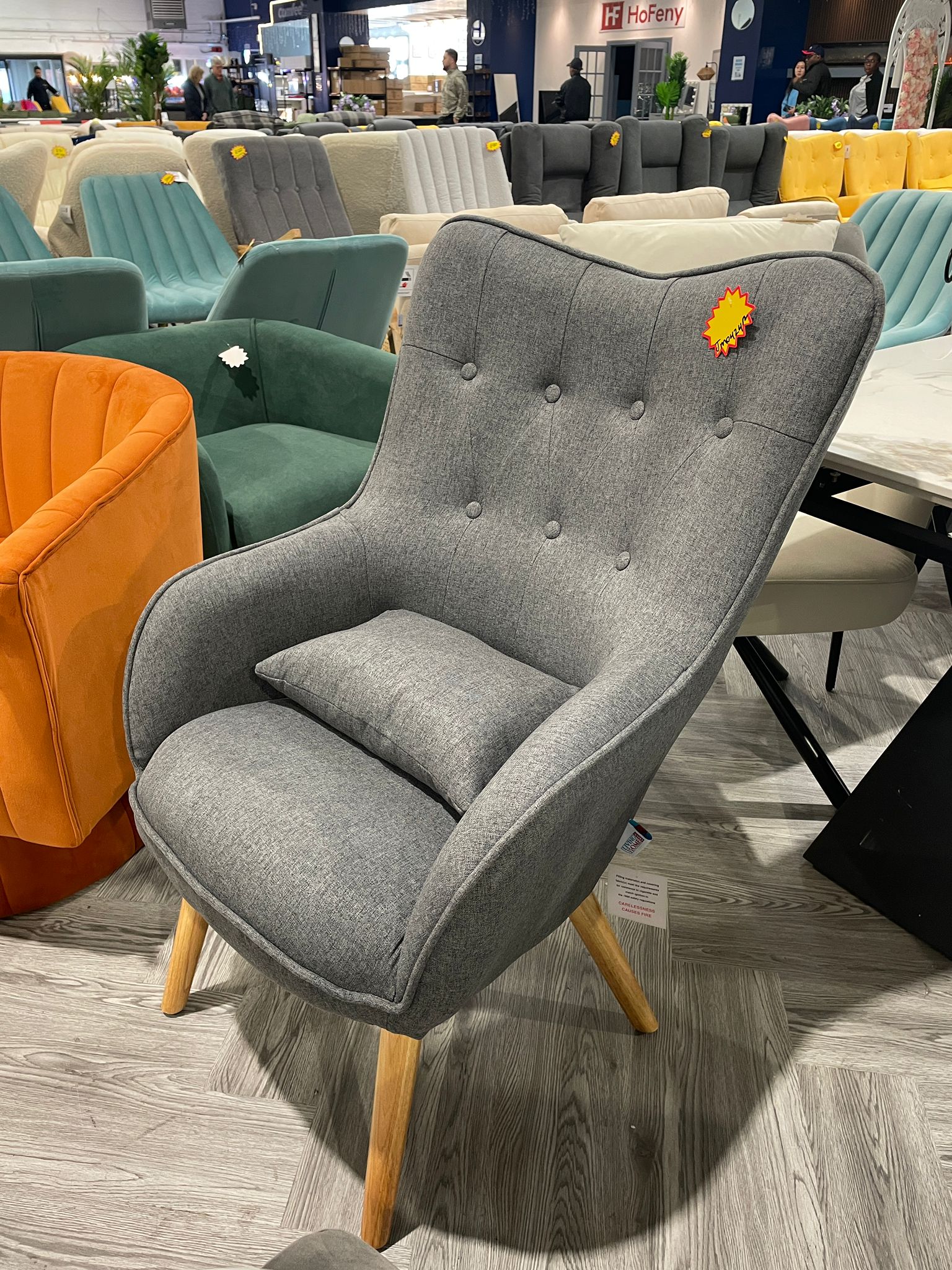 Linen Leisure Armchair with Cushion and Oak Wooden Legs