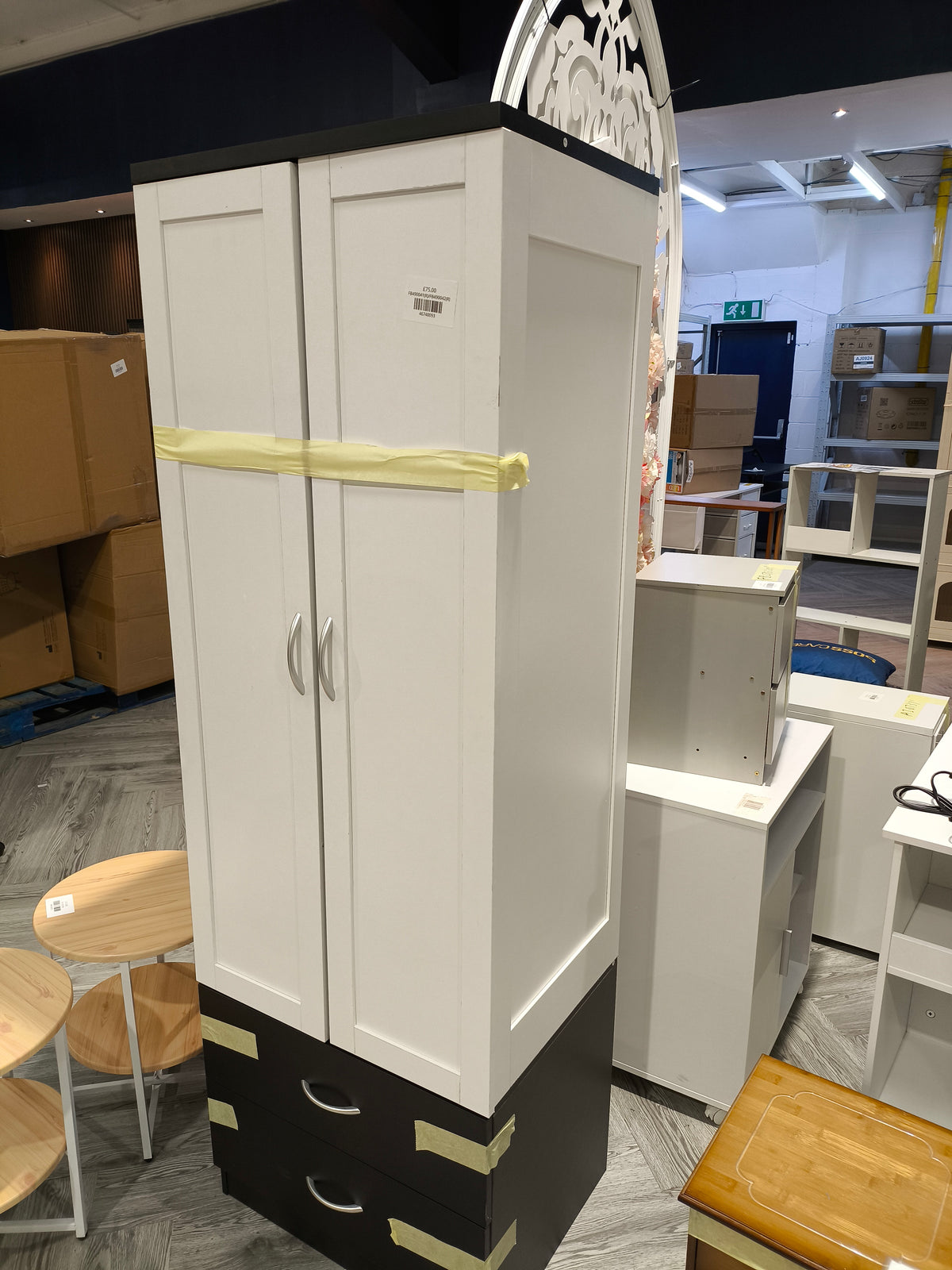 Modern 2 Door Wardrobe with 2 Drawers White