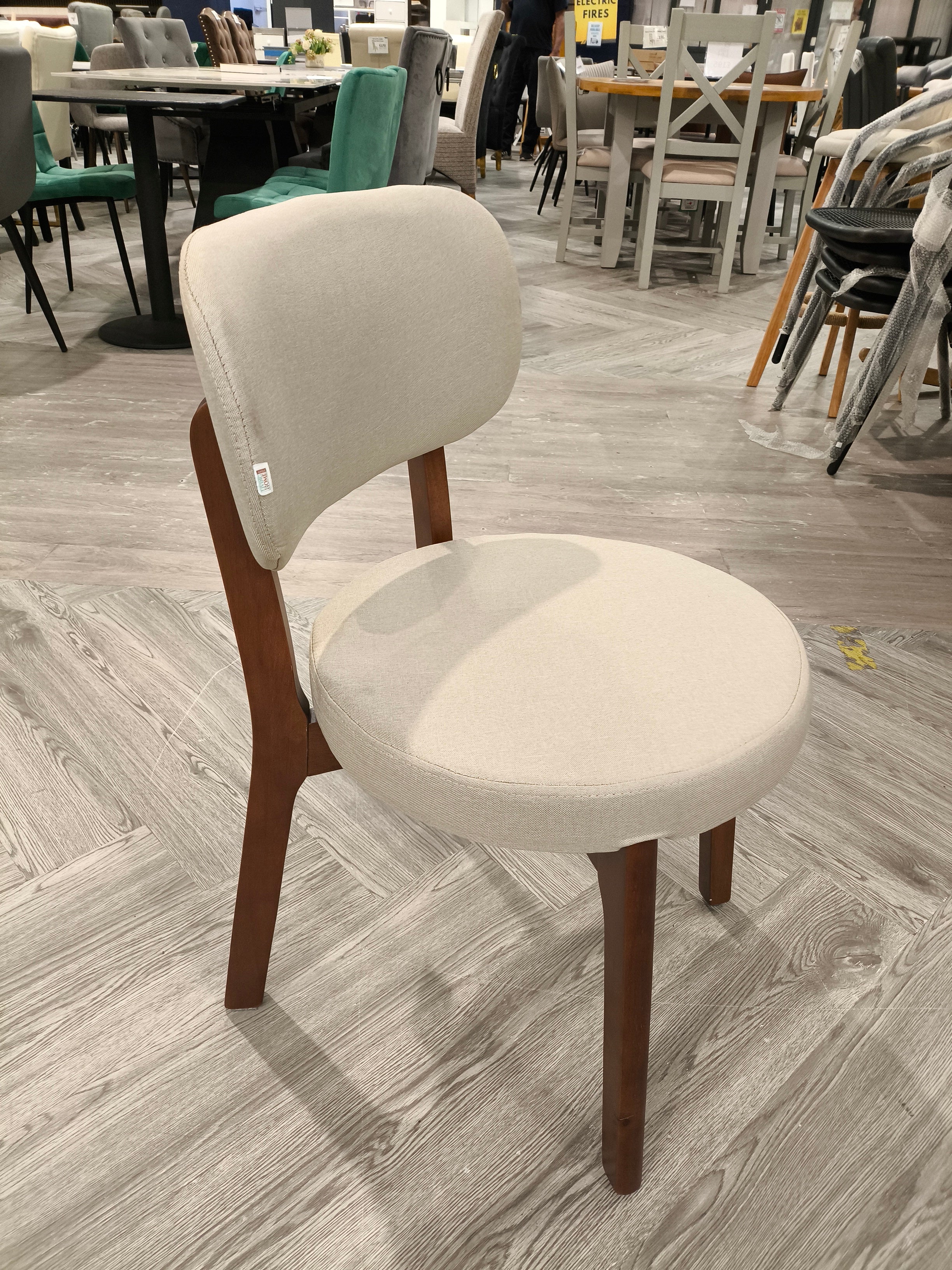 Polyester Dining Chair with Rubber Wooden Legs Beige 1PC