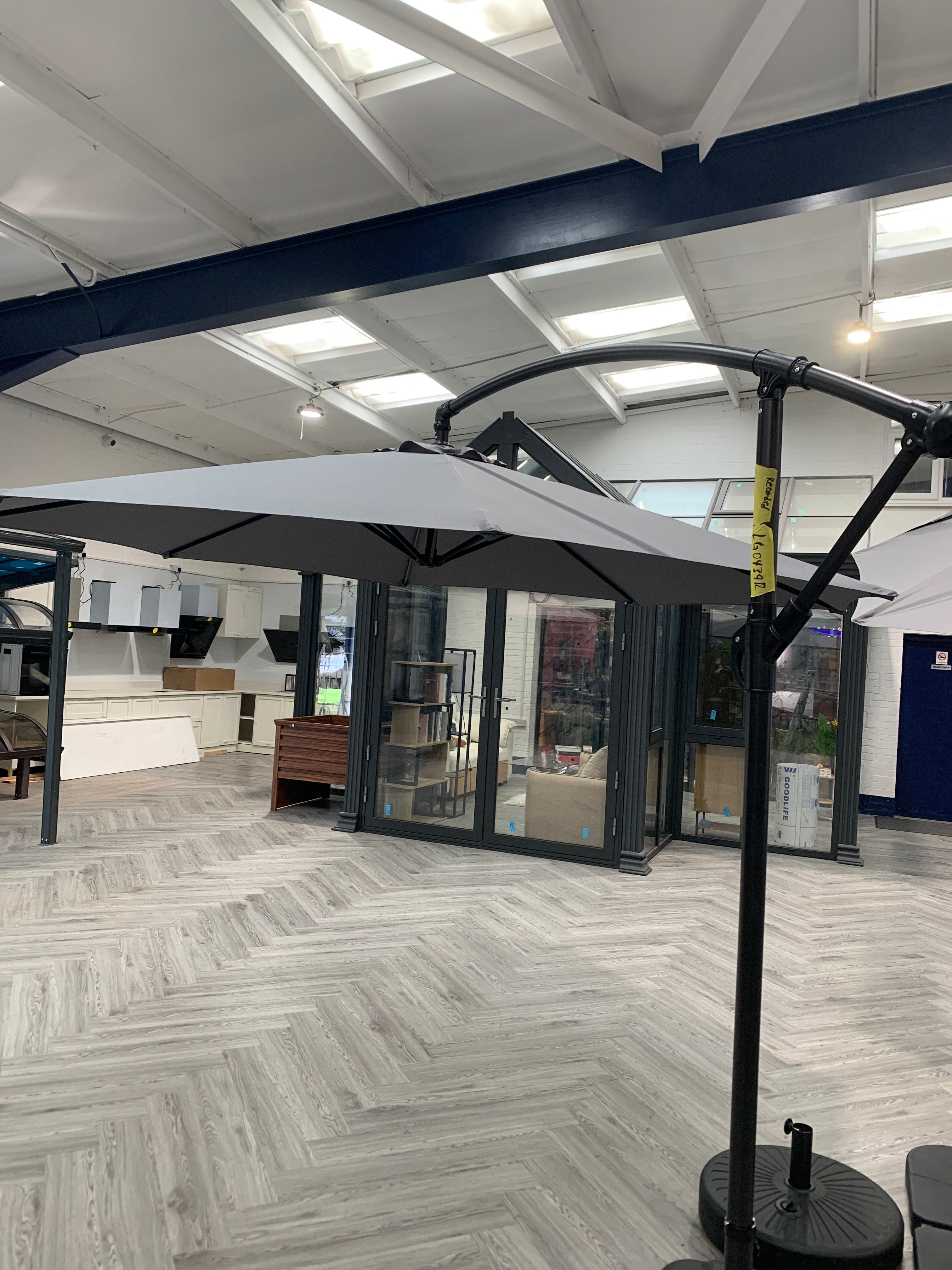 3M Large Banana Cantilever Patio Parasol for Outdoor Sunshade and Rain