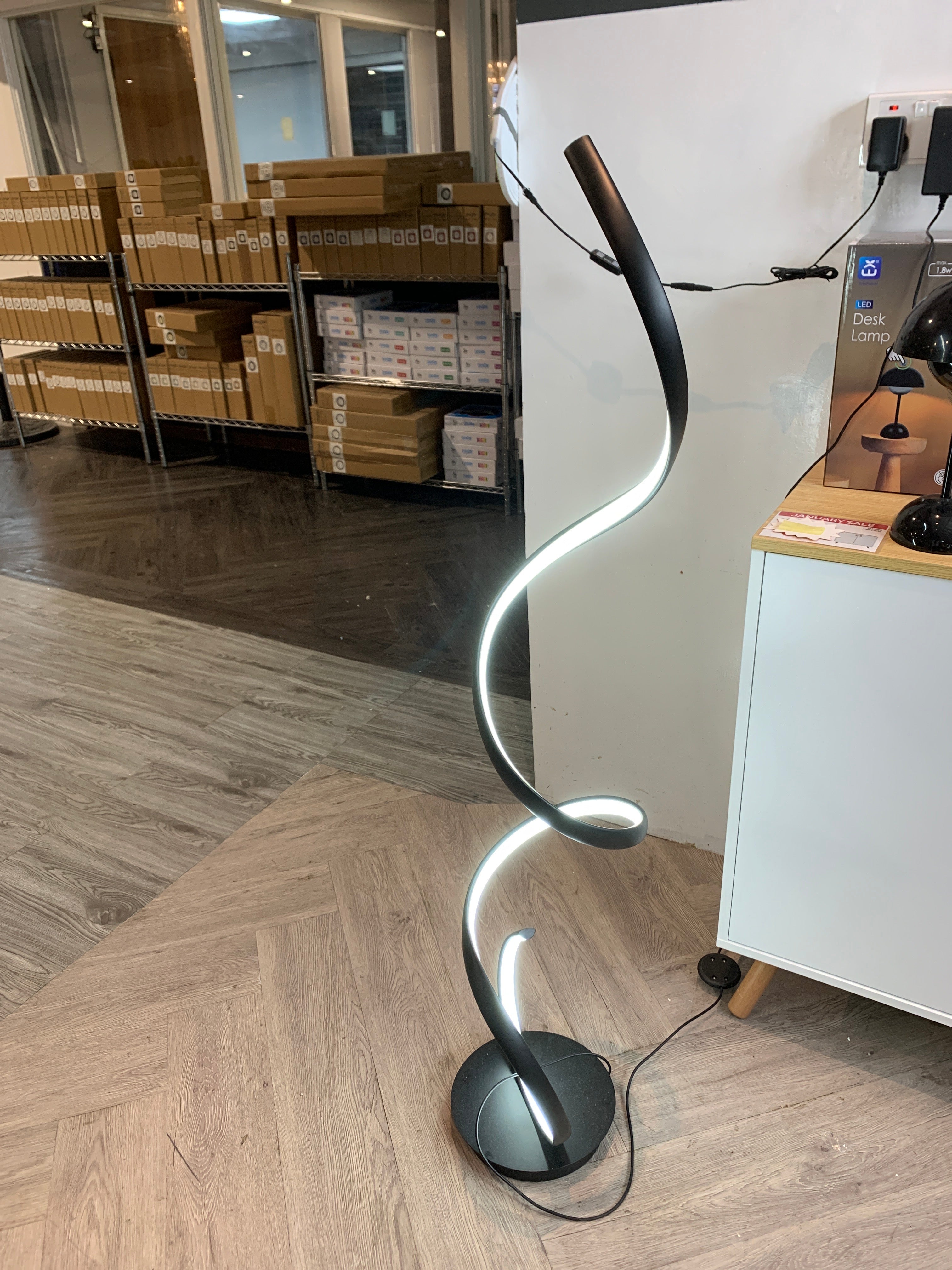 Contemporary LED Spiral Floor Lamp in White Light for Living Room