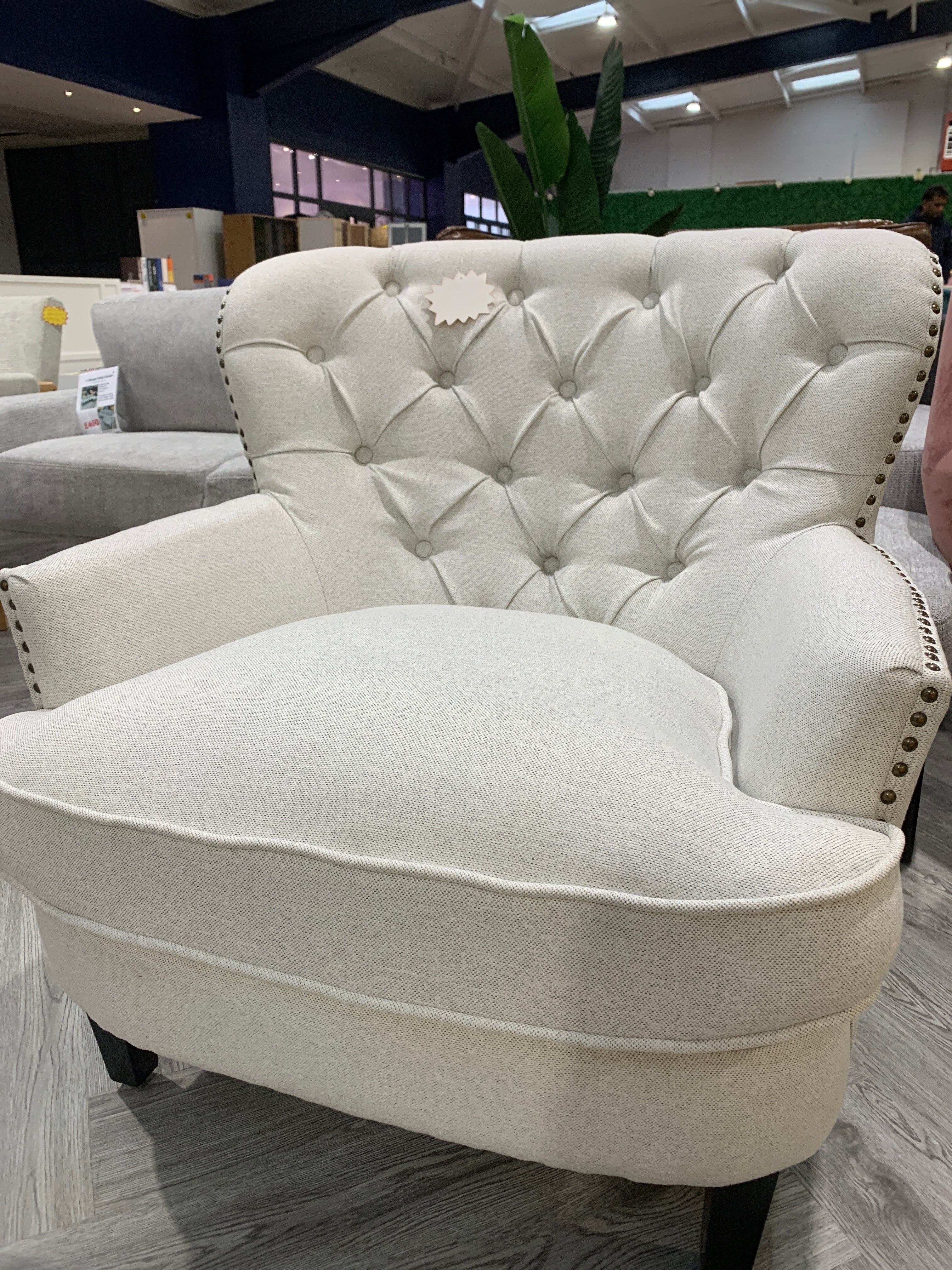 Buttoned Back Linen Armchair with Wooden Legs