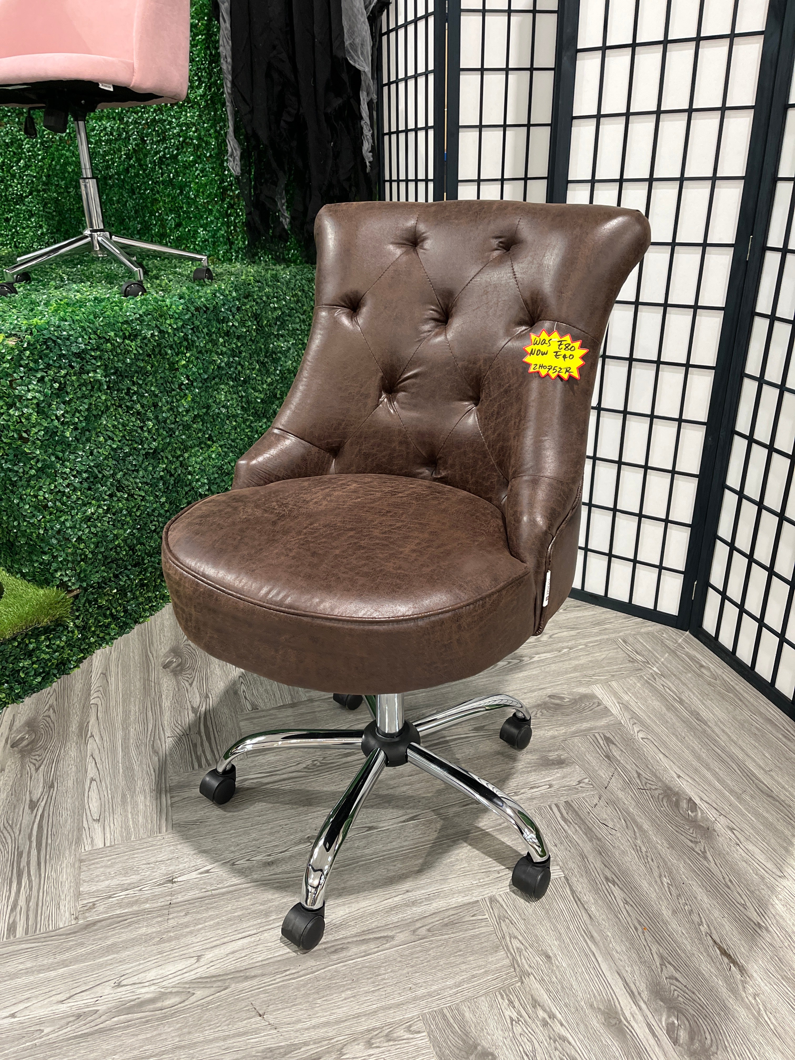 Brown Buttoned Office Chair PU Leather