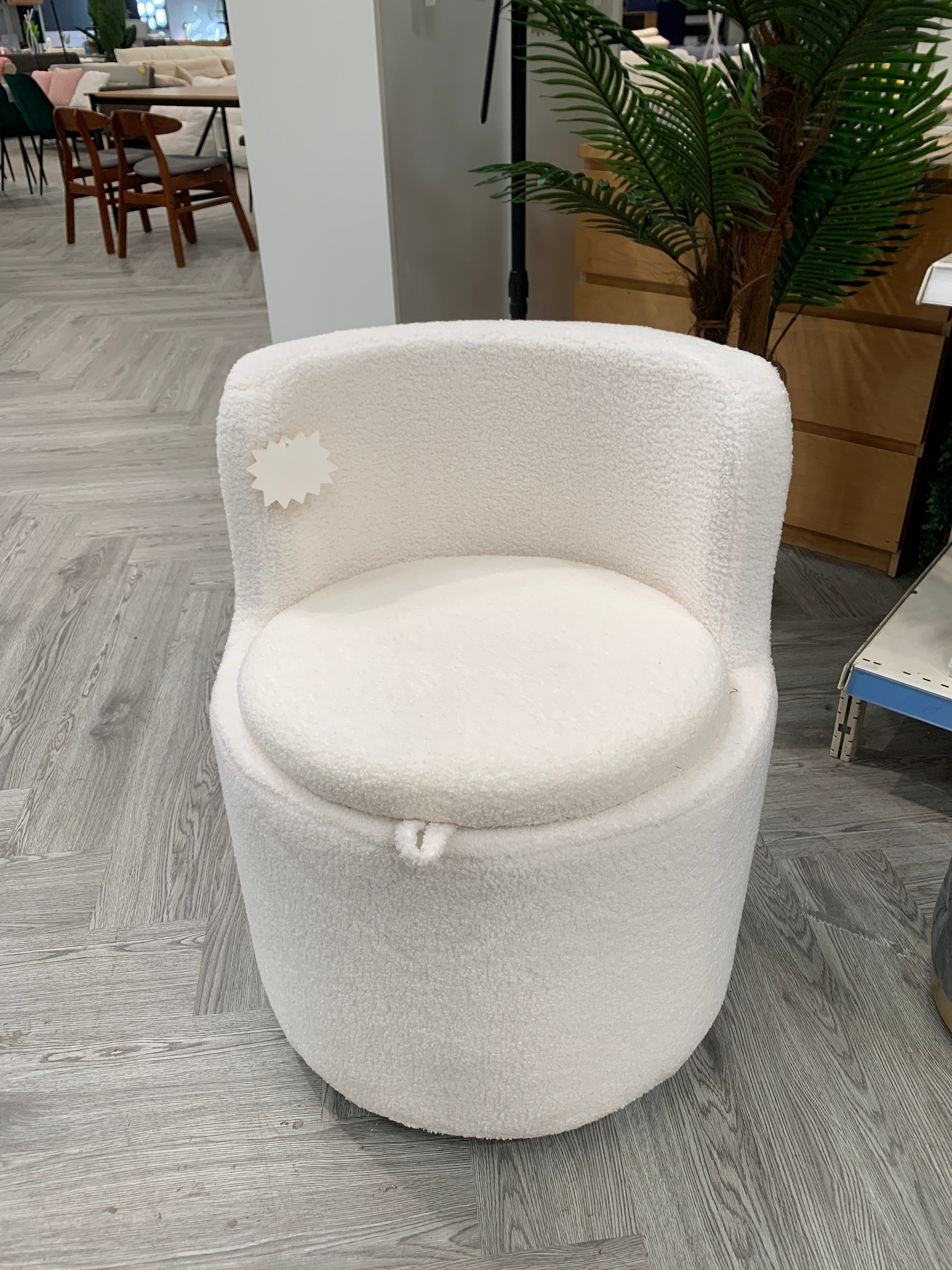 Upholstered Sherpa Swivel Chair with Hidden Storage