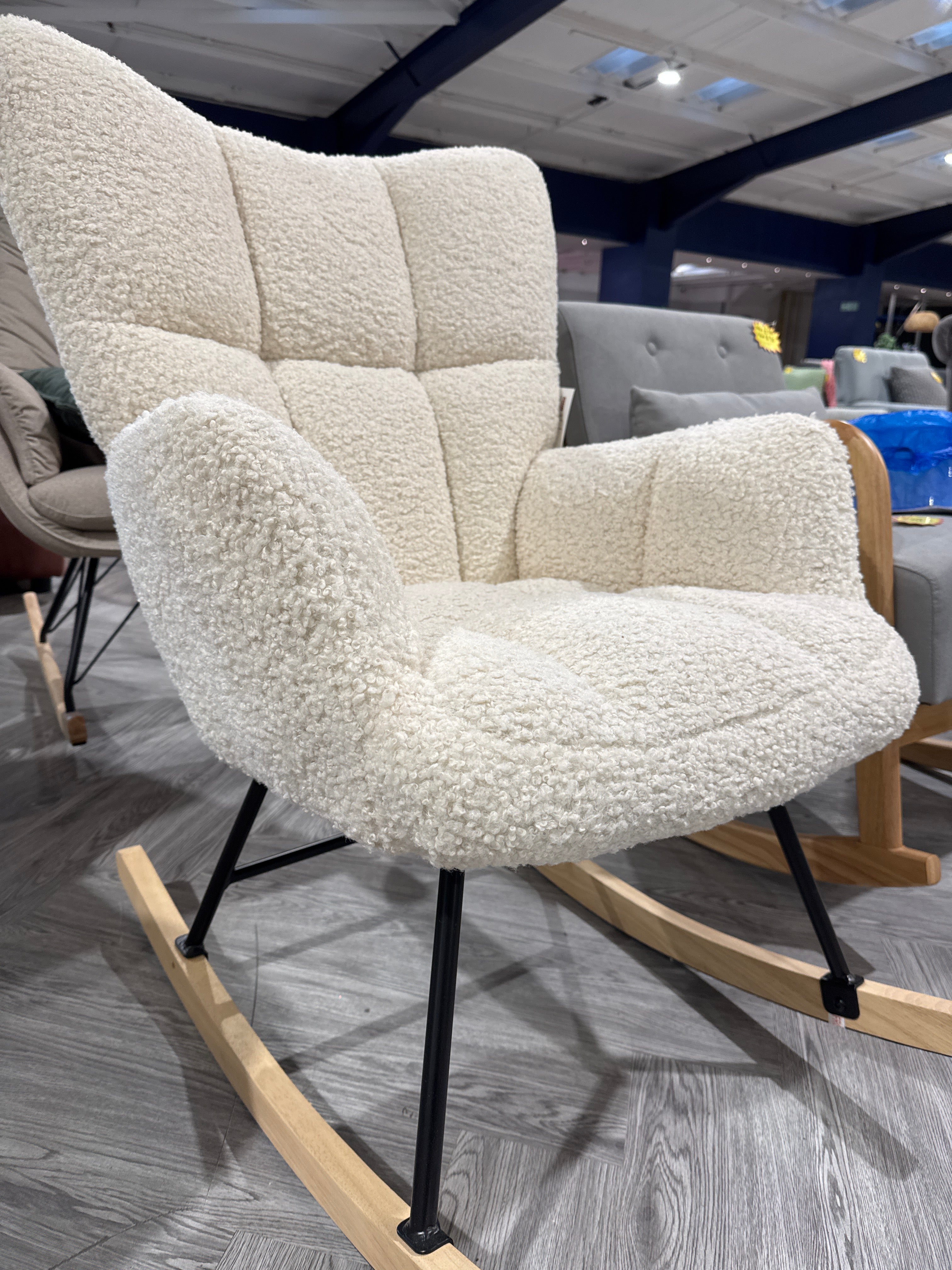 Teddy Tufted Upholstered Rocking Chair