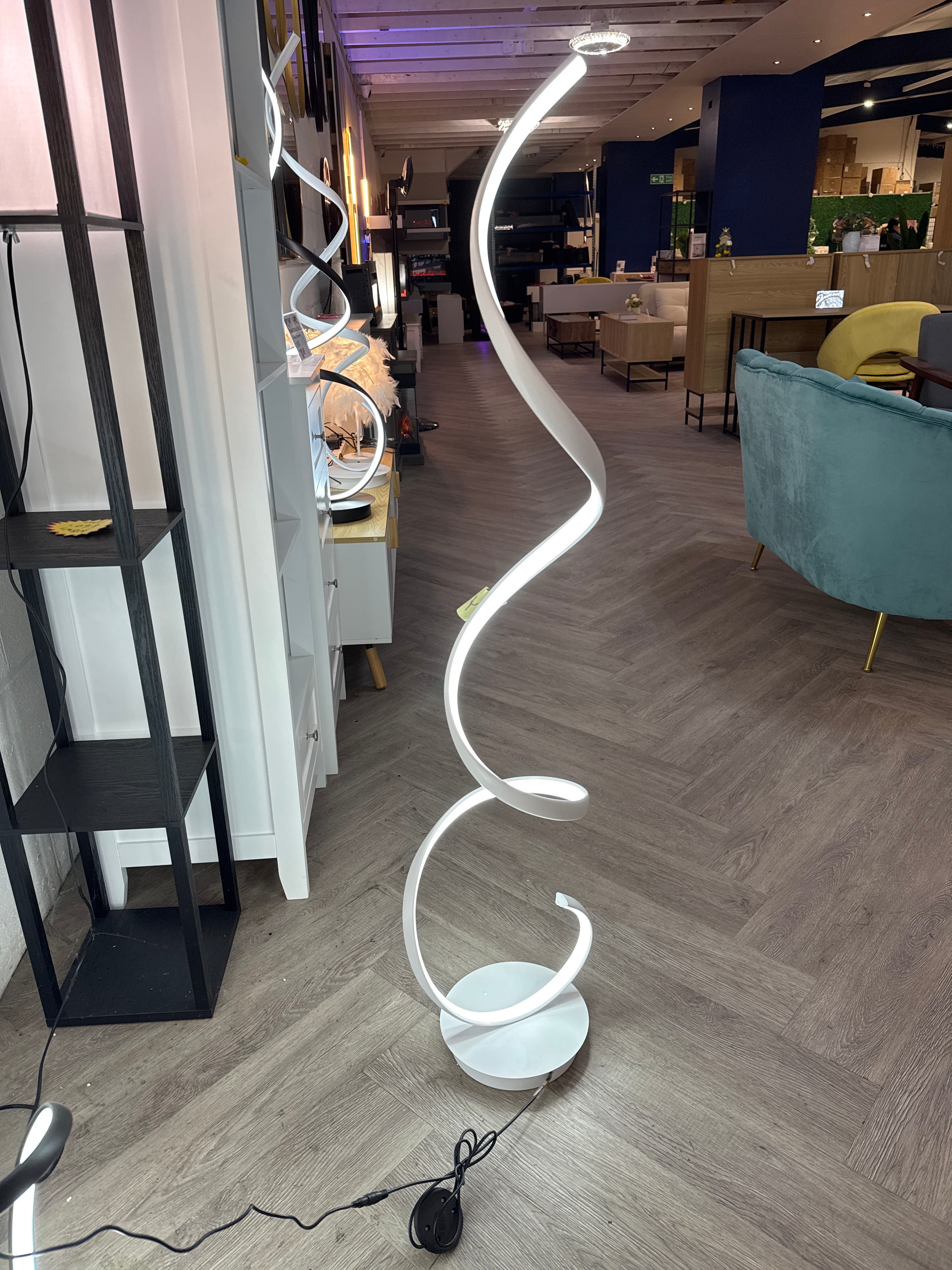 LED Spiral Floor Lamp in White Light for Living Room White