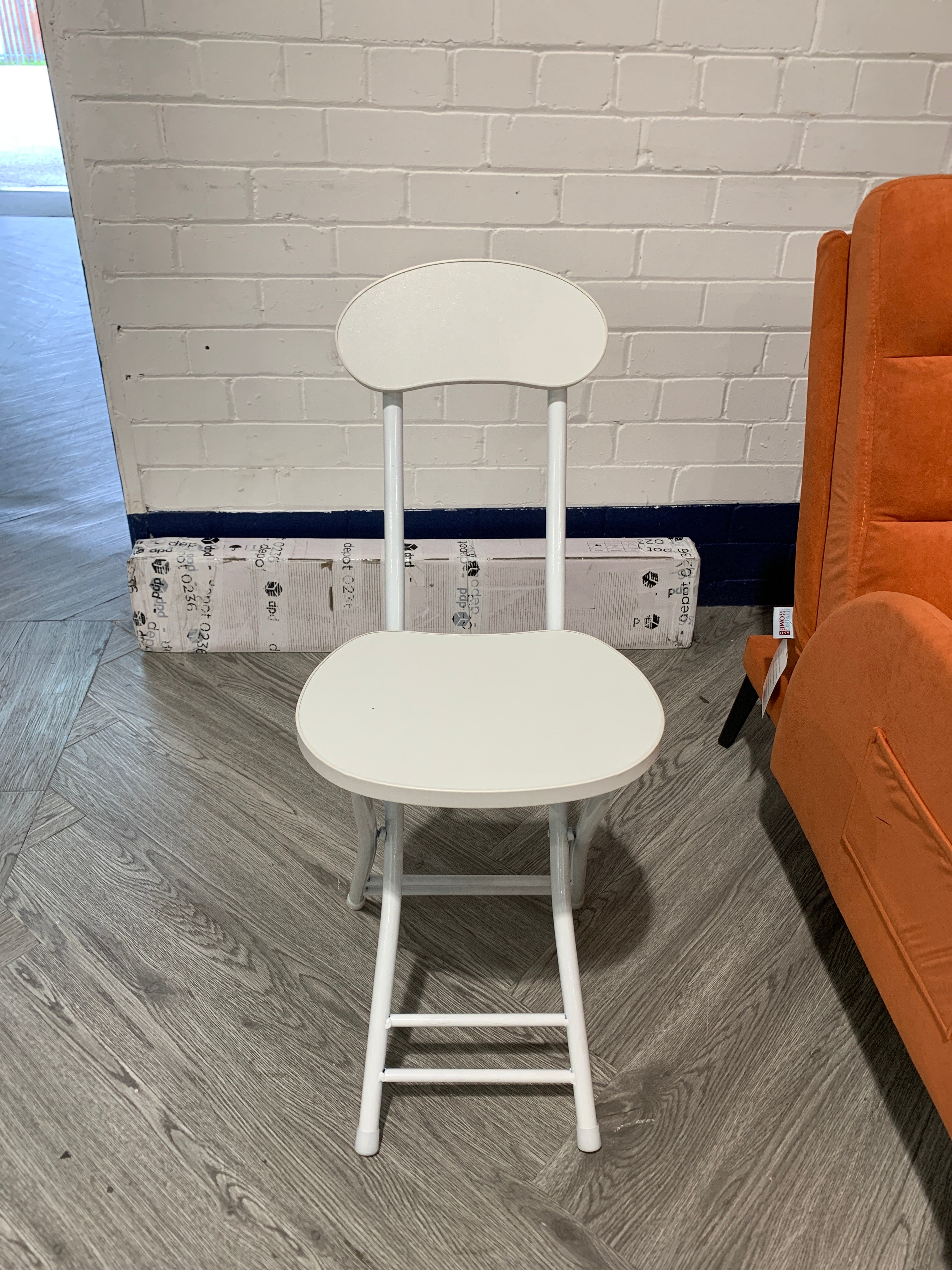 White Portable Foldable Dining Chair with Metal Leg 1PC