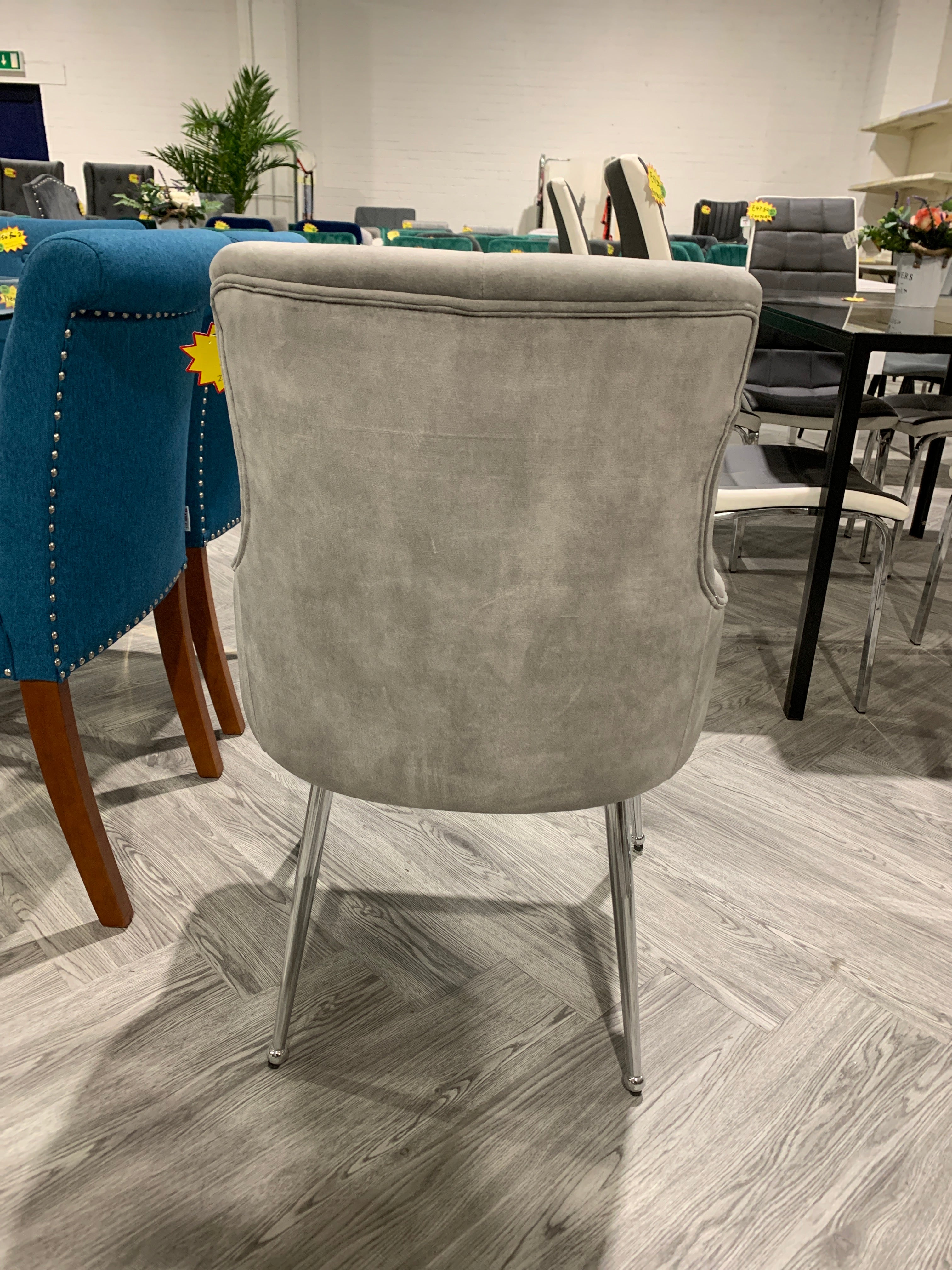 Grey Velvet Tufted Dining Chair with Cushion 1 PC