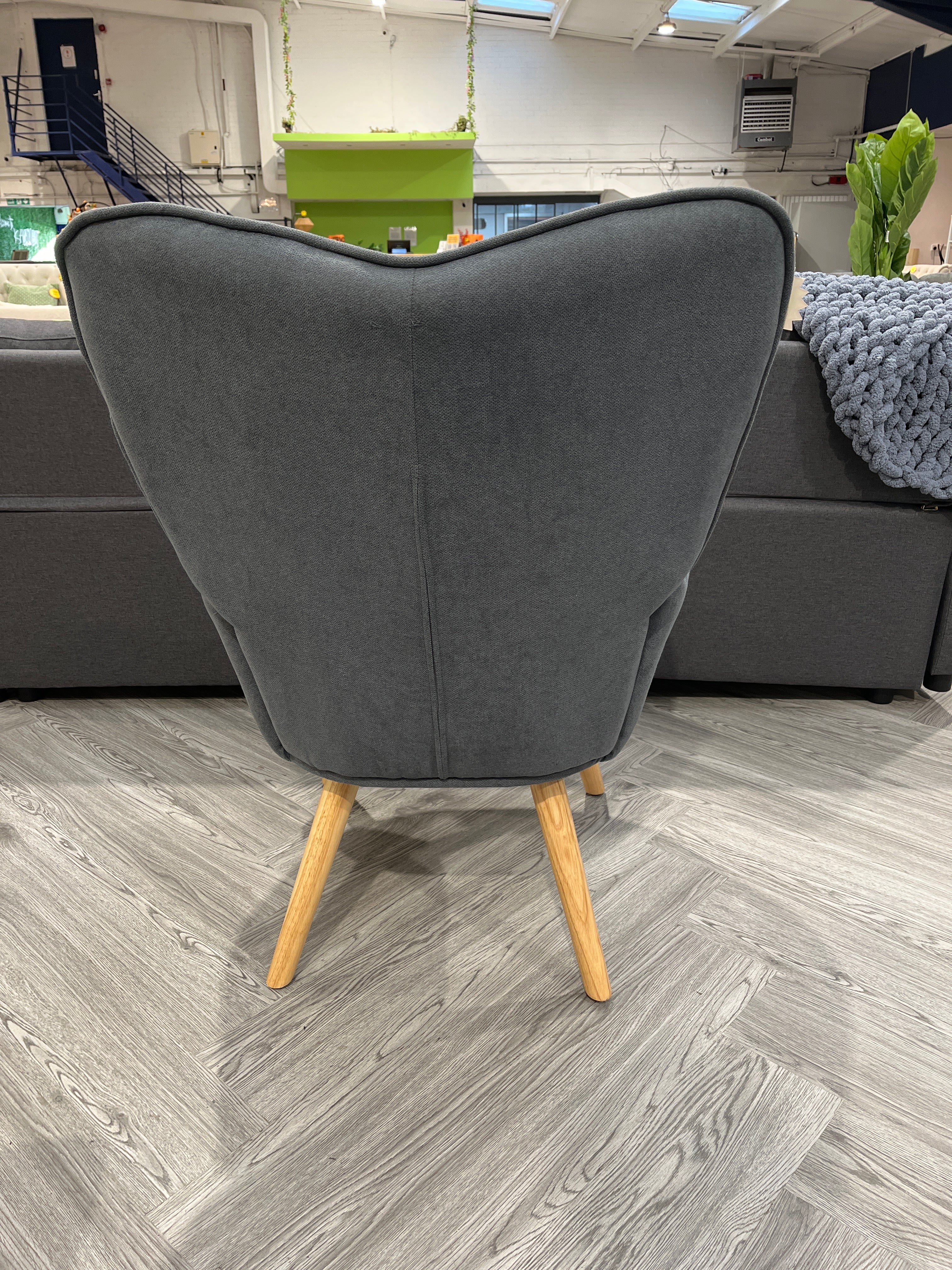 Grey Buttoned Linen Armchair with Wooden Legs