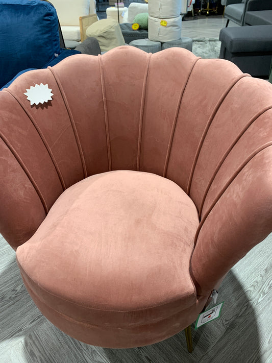 Ash Pink Velvet Upholstered Scalloped Lotus-like Accent Chair