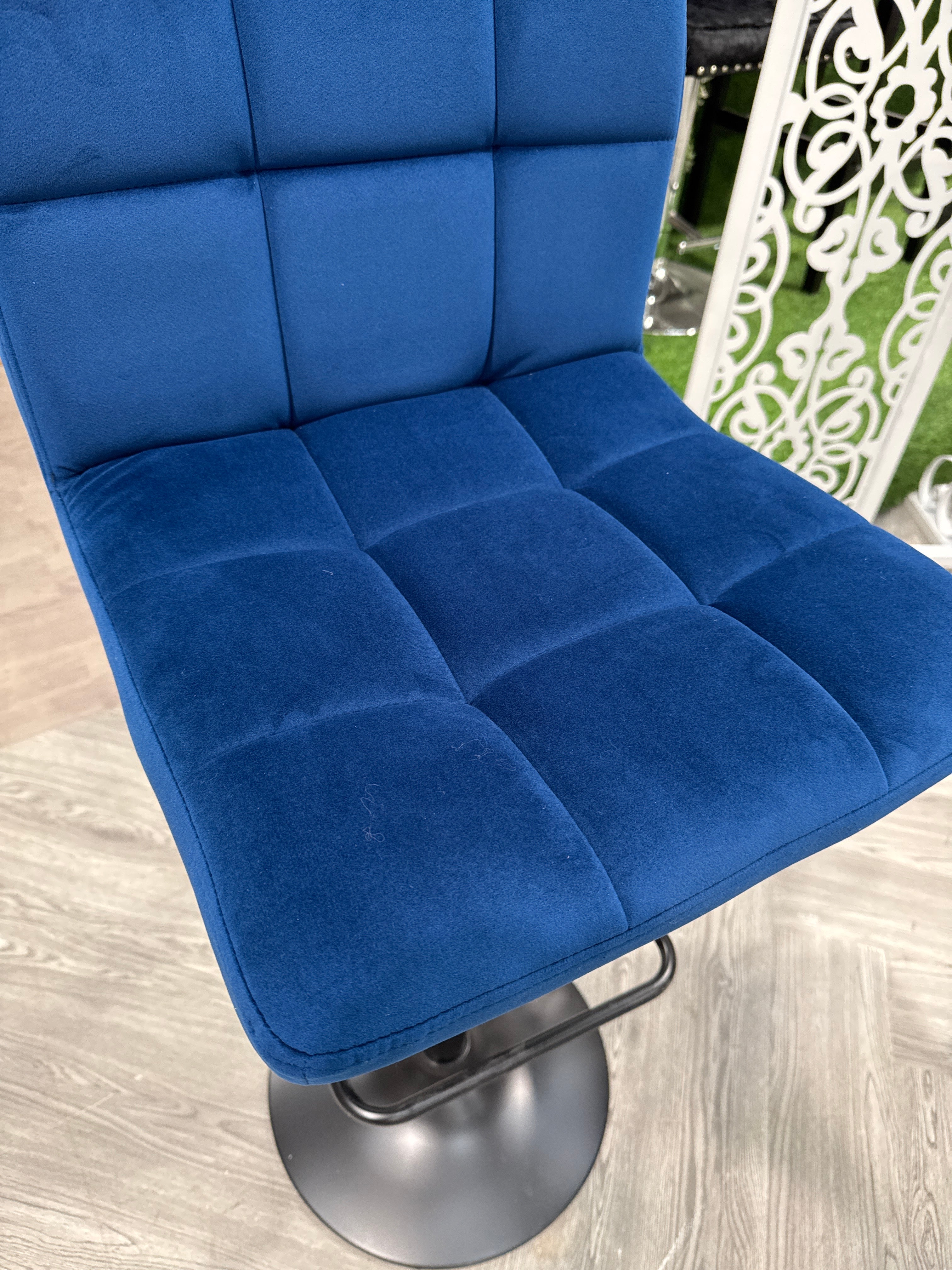 Blue Velvet Upholstery Bar Stool with Low Backrest 1PC