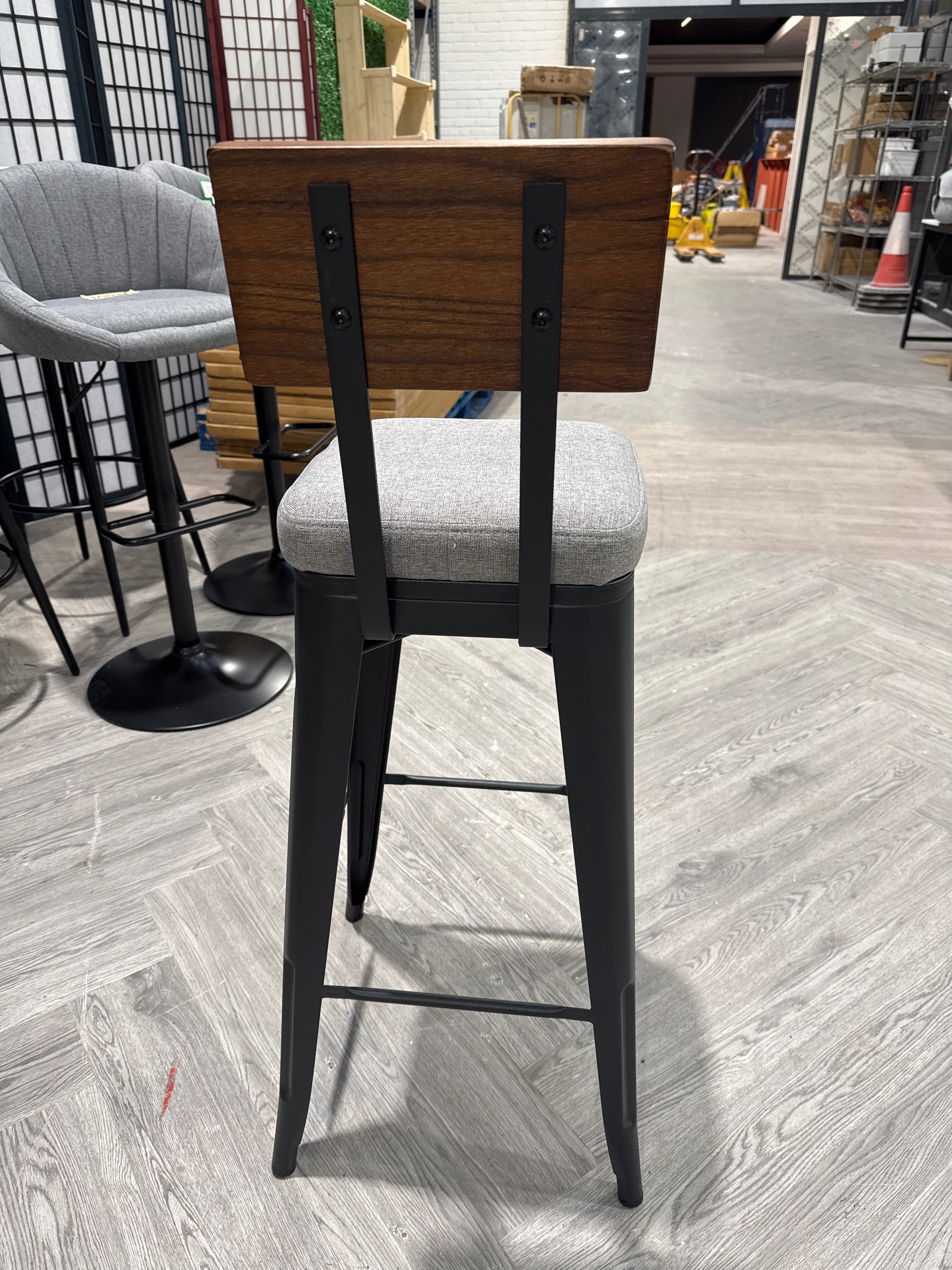 Metal Breakfast Bar Stool with Backrest 1PC Grey