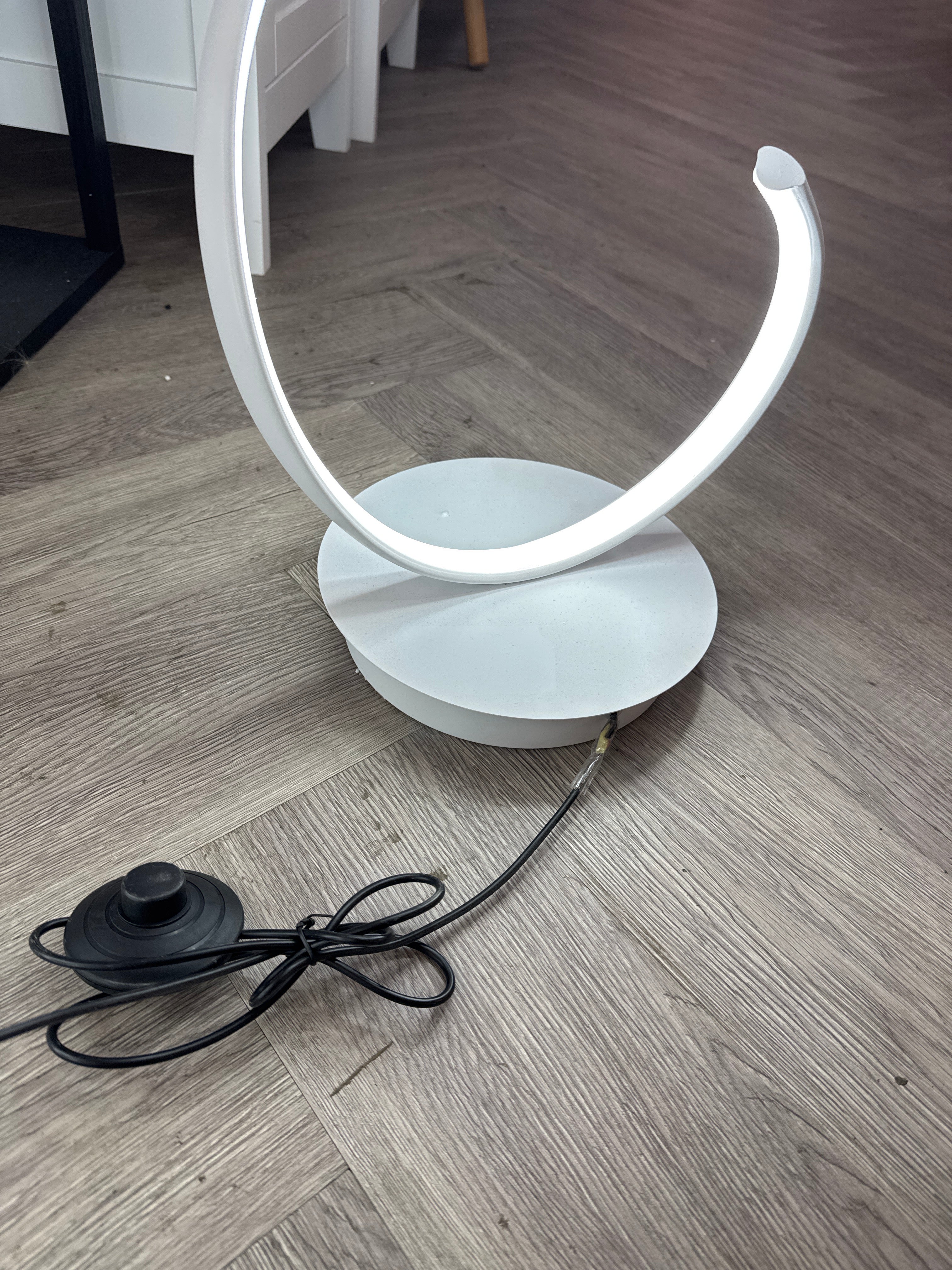 LED Spiral Floor Lamp in White Light for Living Room White