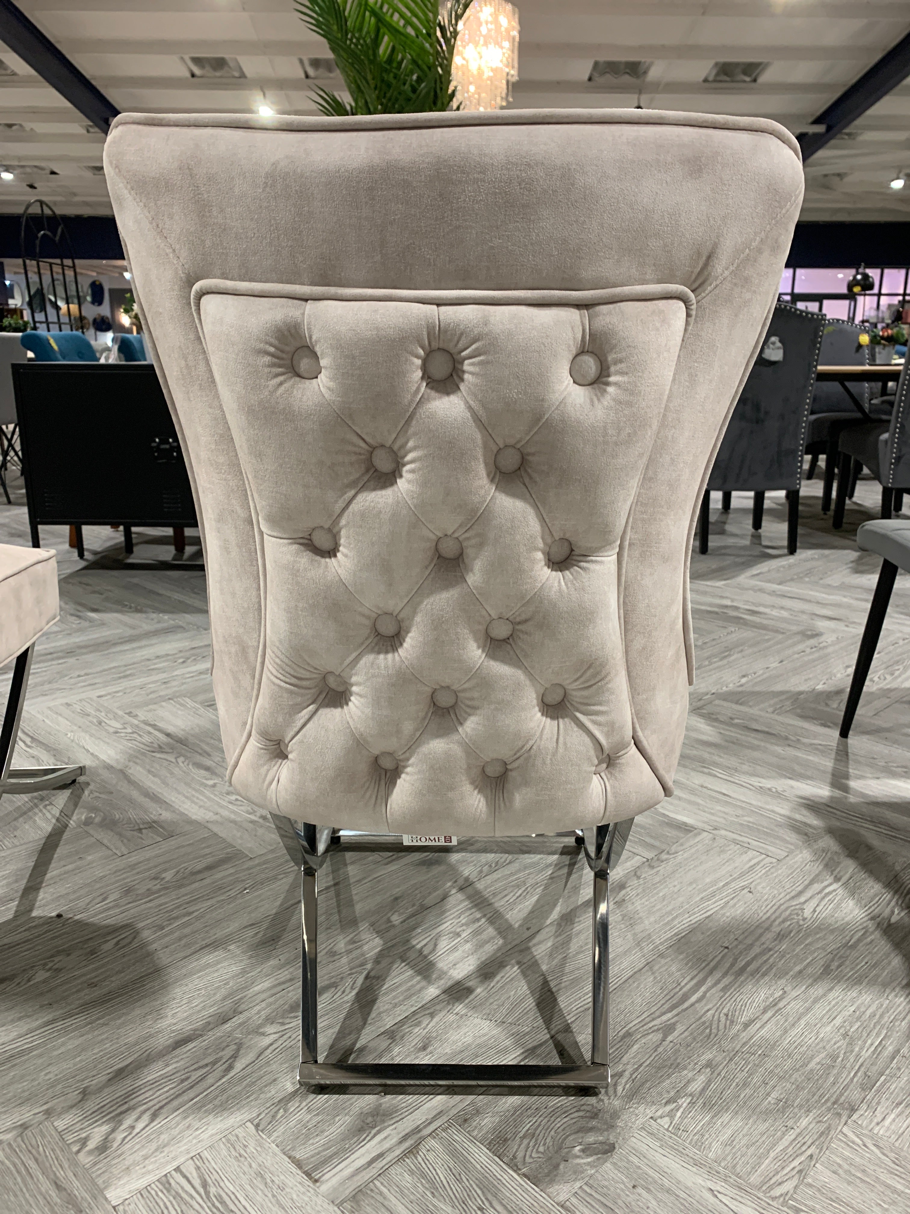 High Back Velvet Dining Chair Beige 1PC