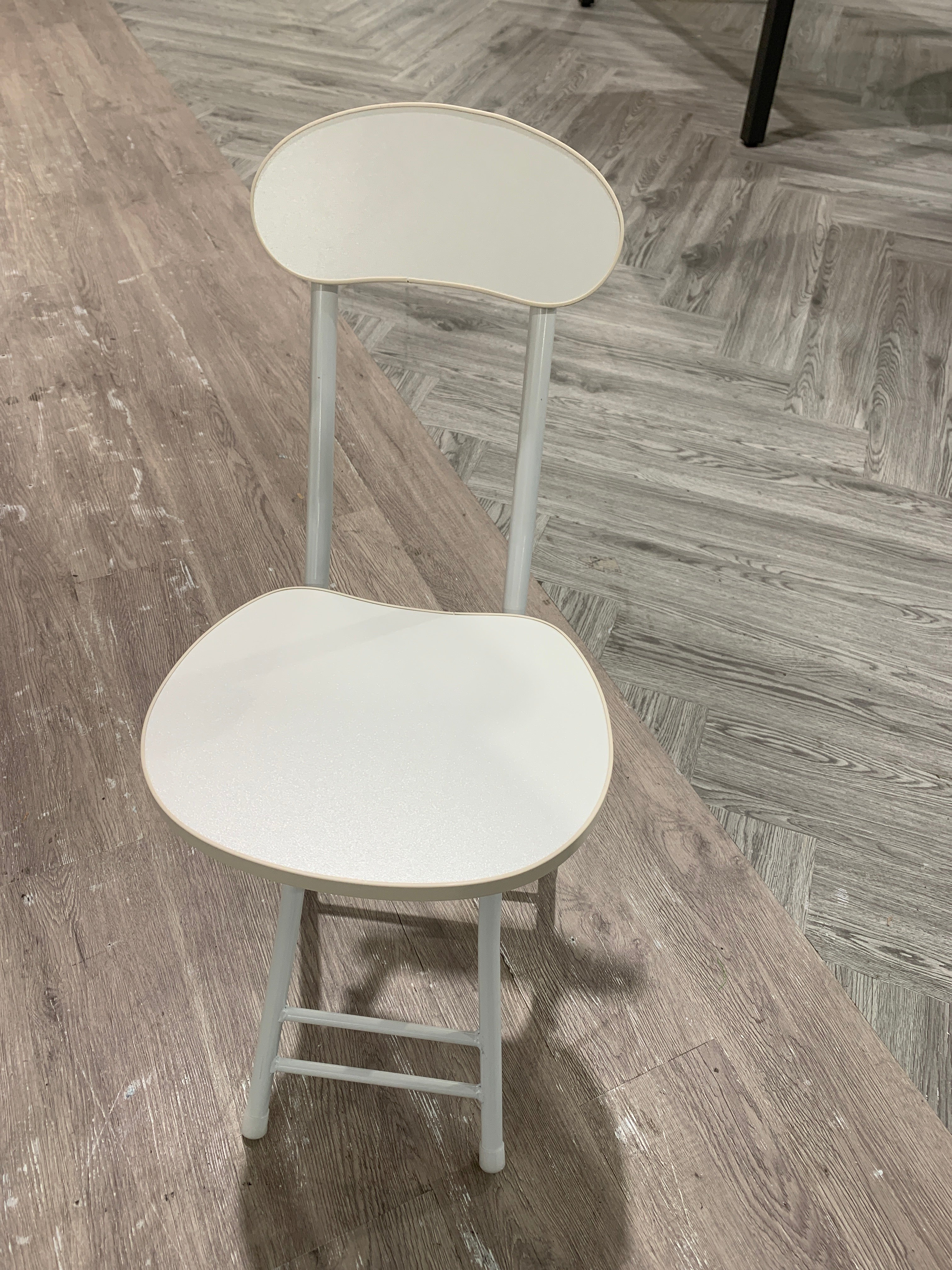 White Portable Folding Chair with Metal Legs 1PC