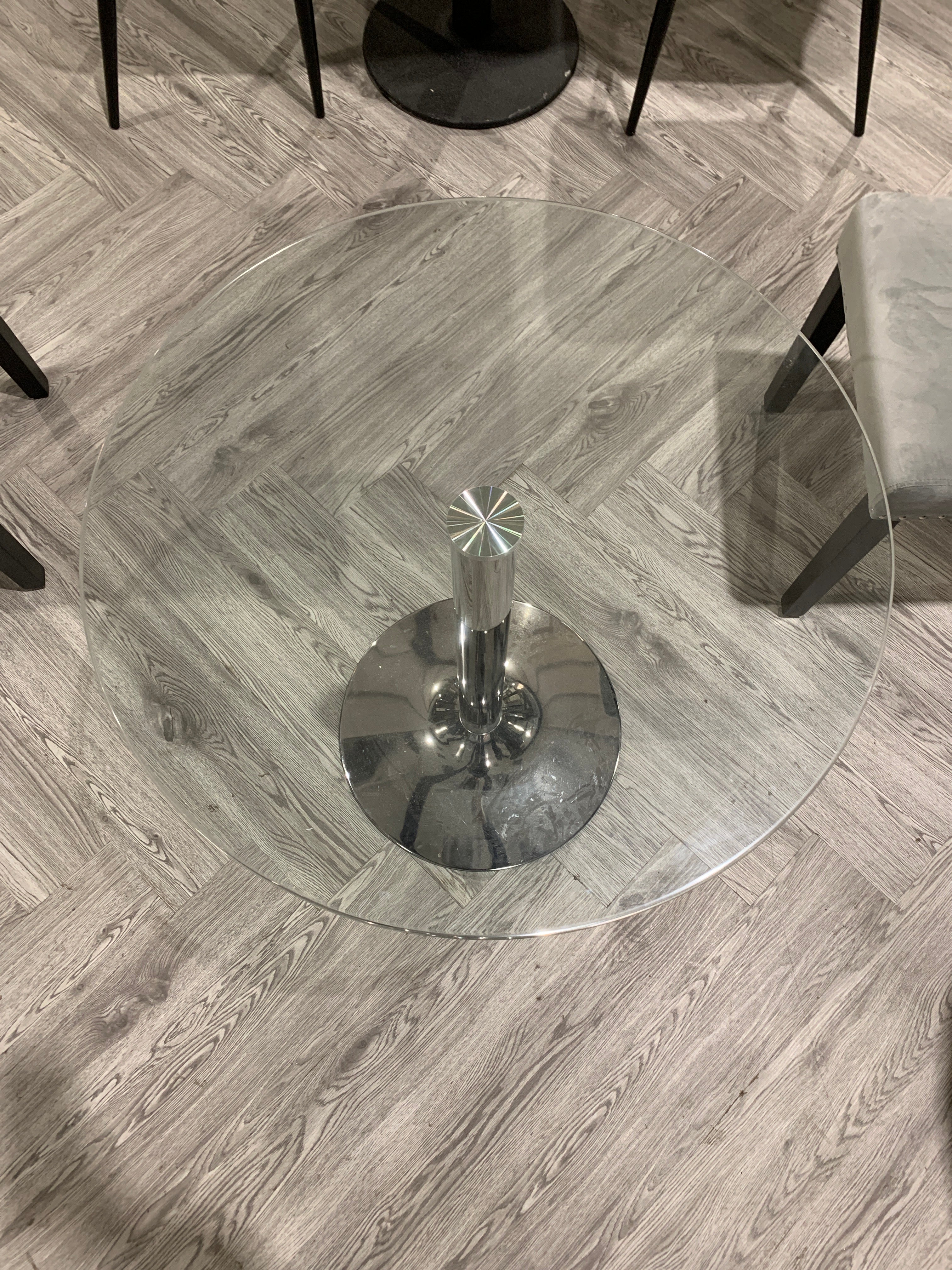 Small Round Clear Glass Top Dining Table with Pedestal Base