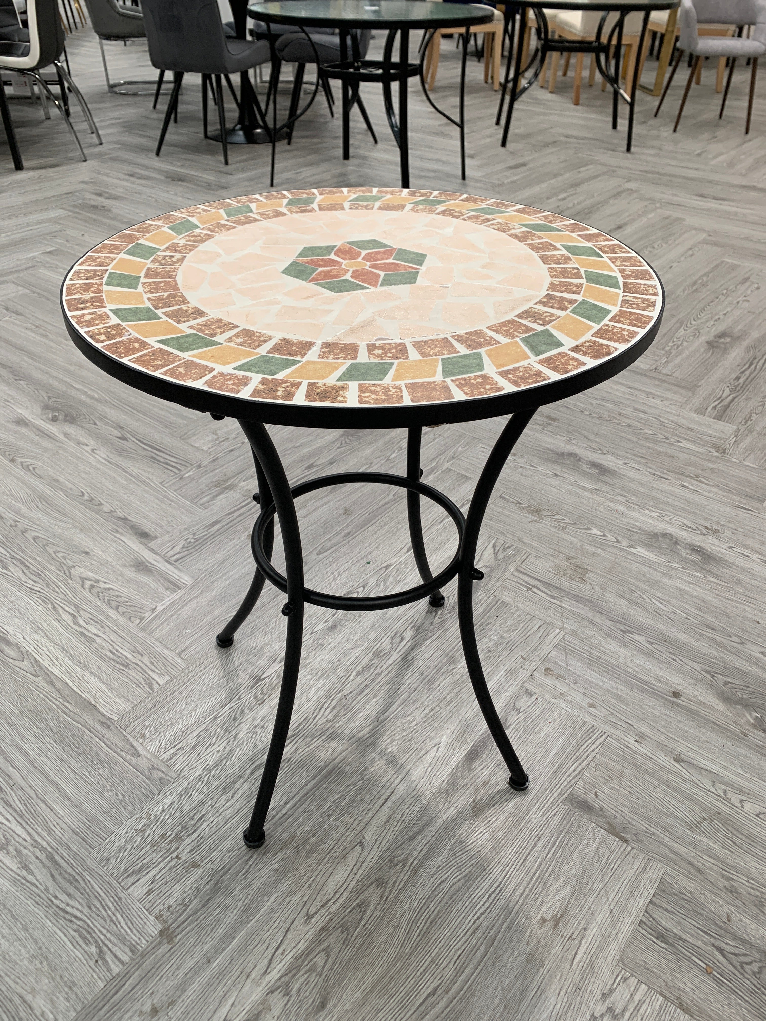 Rural Style Round Mosaic Patio Table