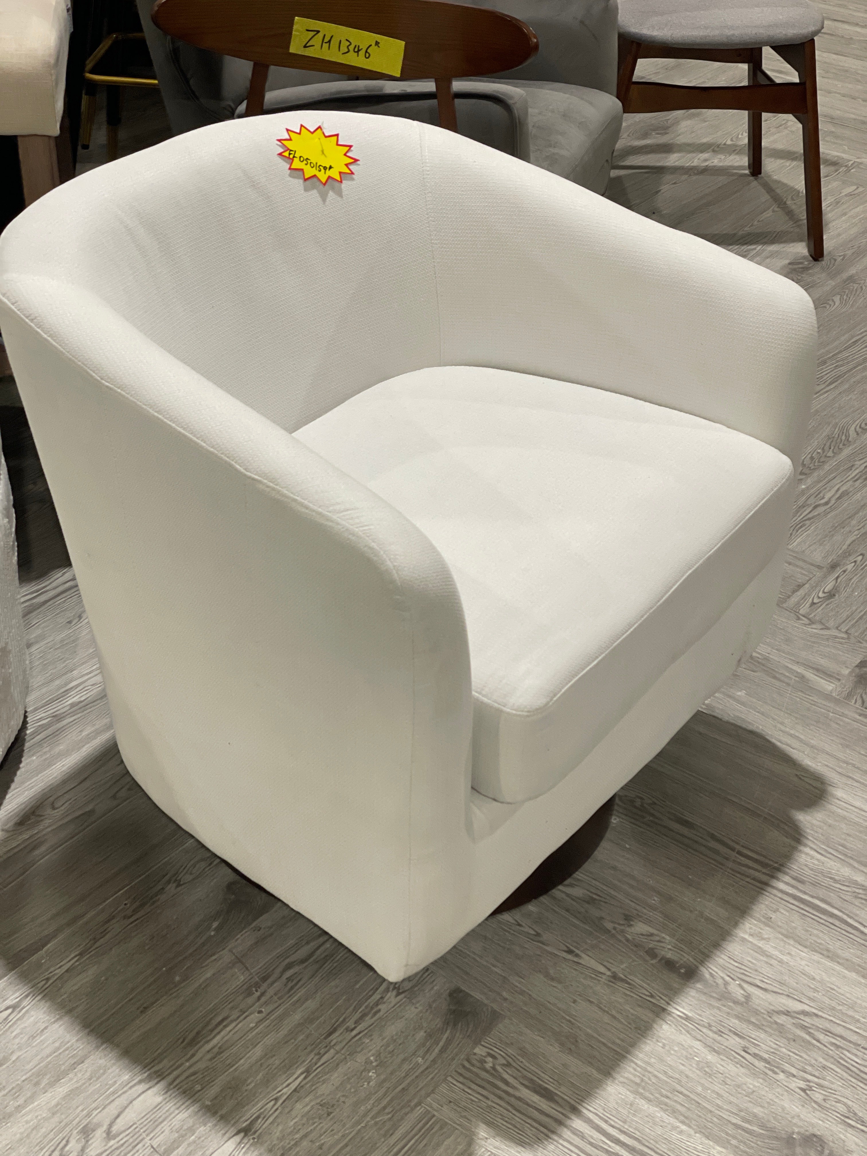 Linen Swivel Accent Chair Armchair White