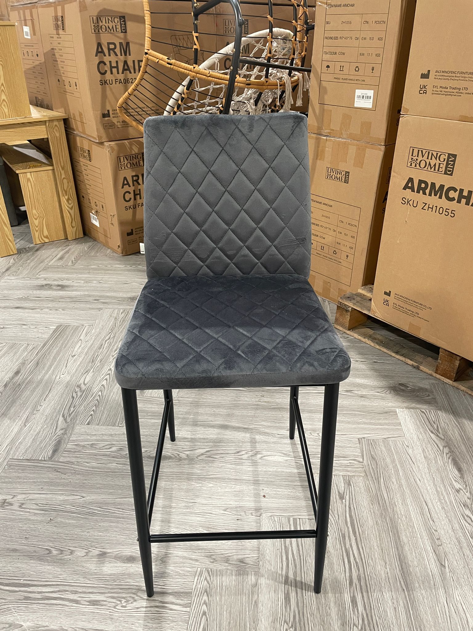 Velvet Upholstered Bar Stool with Iron Frame Grey 1PC