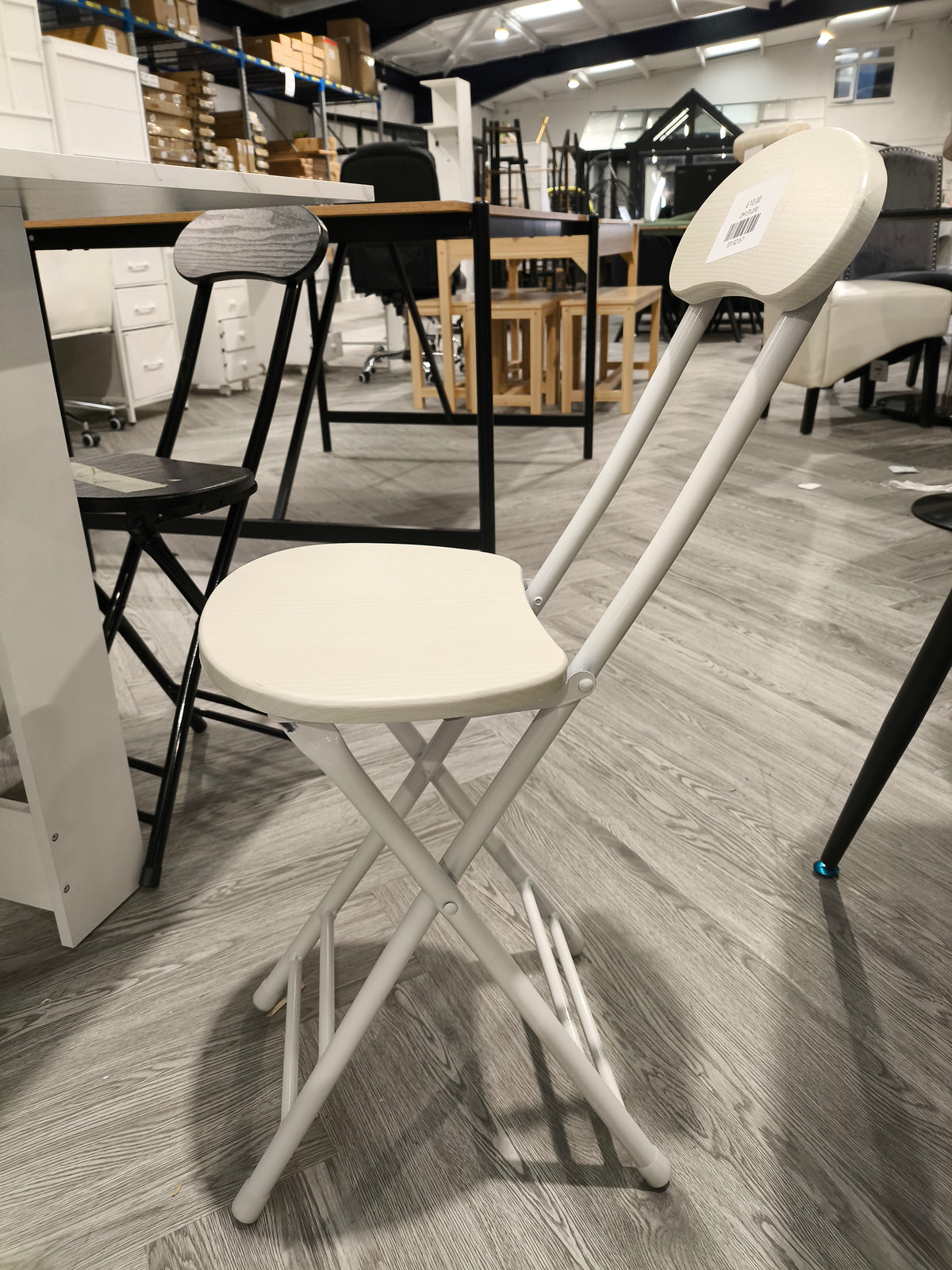 Compact Wooden Folding Chair with Metal Legs 1PC