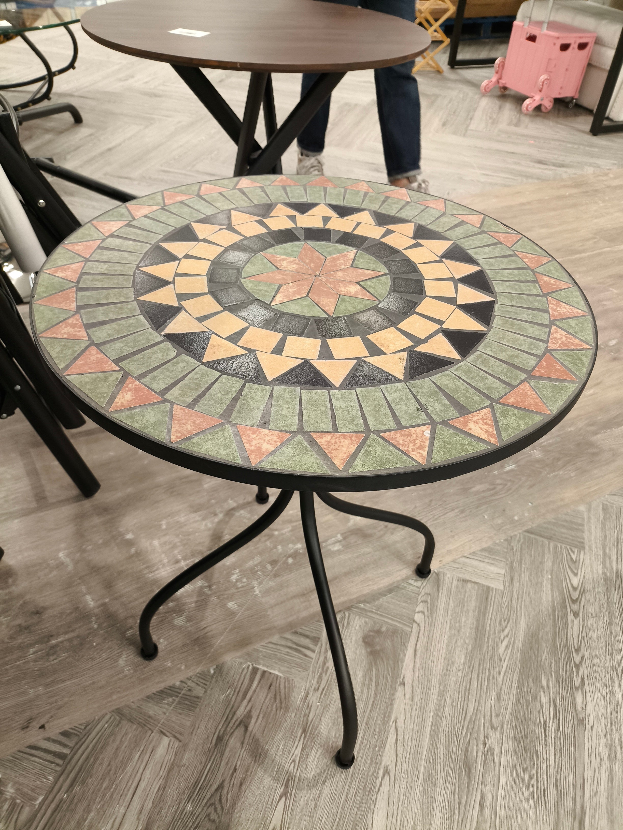 Round Mosaic Garden Table Green and Orange